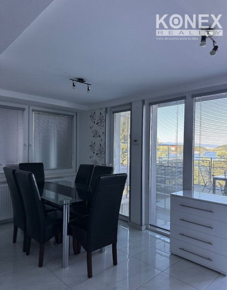 ID-4371 Luxusný trojpodlažný apartmán priamo na Zemplínskej šírave