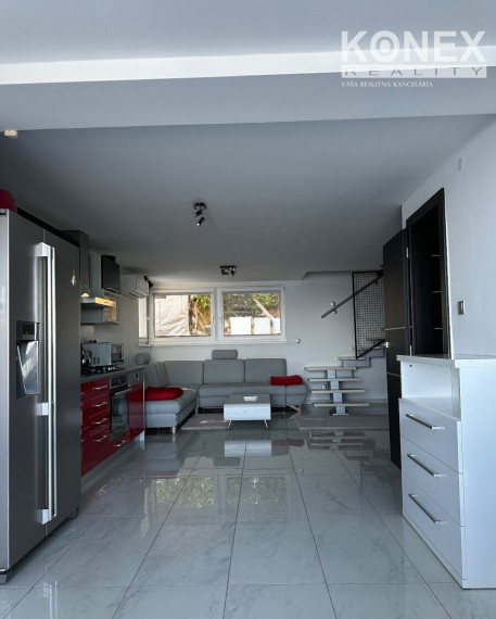ID-4371 Luxusný trojpodlažný apartmán priamo na Zemplínskej šírave