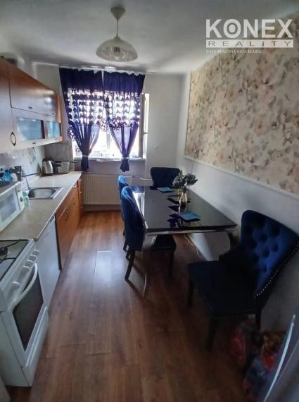 ID-4389 Priestranný 2-izbový byt s balkónom vo Vranove nad Topľou