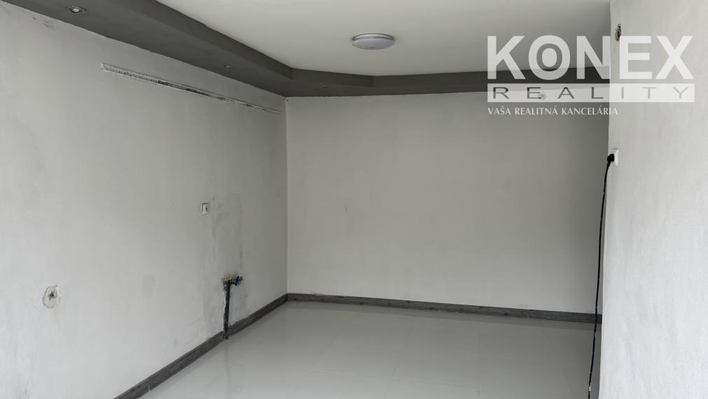 ID-4393 Komplet zrekonštruovaný rodinný dom v obci Drahňov