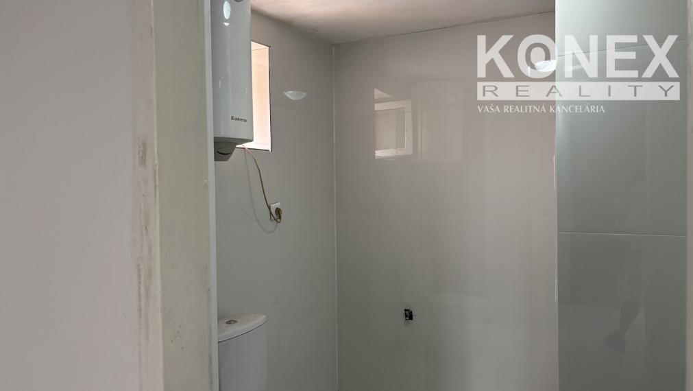 ID-4393 Komplet zrekonštruovaný rodinný dom v obci Drahňov