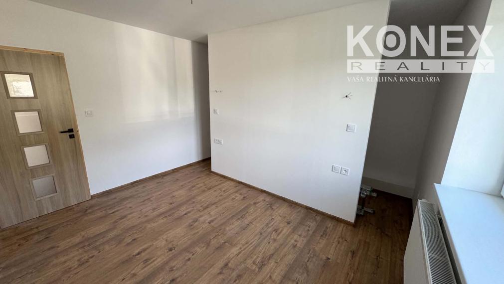ID-4316 OPÄŤ NA PREDAJ Moderný novorekonštruovný rodinný dom JOVSA