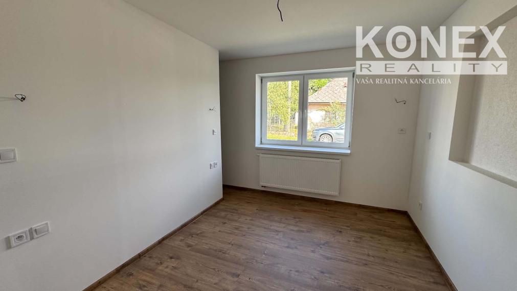 ID-4316 OPÄŤ NA PREDAJ Moderný novorekonštruovný rodinný dom JOVSA