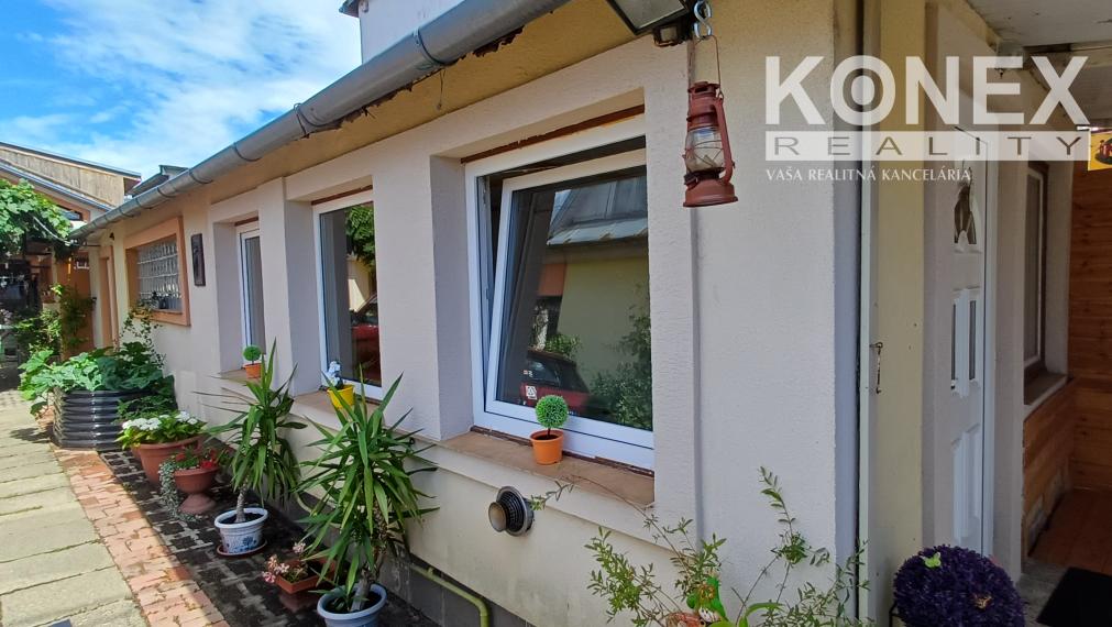 ID-4418 Obchodný priestor 33 m² na prenájom – Michalovce, blízko centra