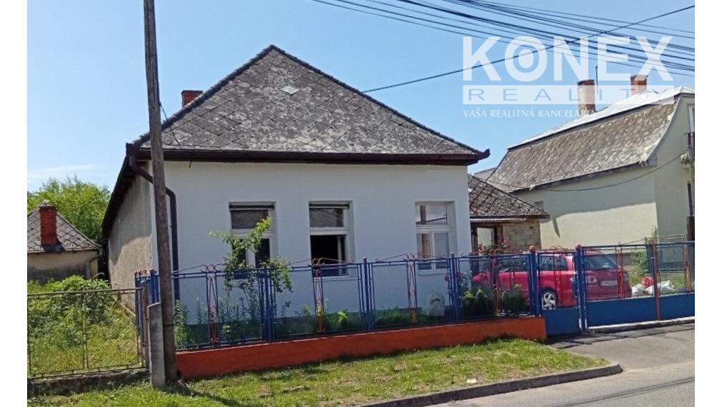 ID-4357 Na predaj rodinný dom v obci Veľký Horeš
