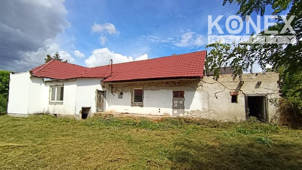 ID-4430 NA PREDAJ - Rodinný dom v obci NOVOSAD