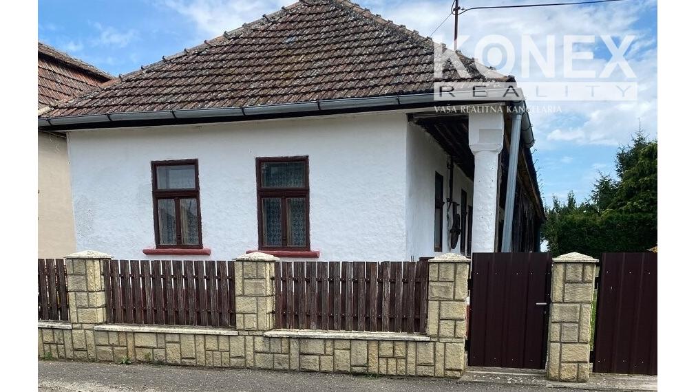 ID-4431 SUPER PONUKA Starší rodinný dom na predaj BOŤANY