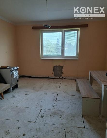 ID-4470 NA PREDAJ – Rodinný dom – VEĽKÉ OZOROVCE