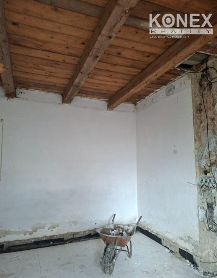 ID-4470 NA PREDAJ – Rodinný dom – VEĽKÉ OZOROVCE