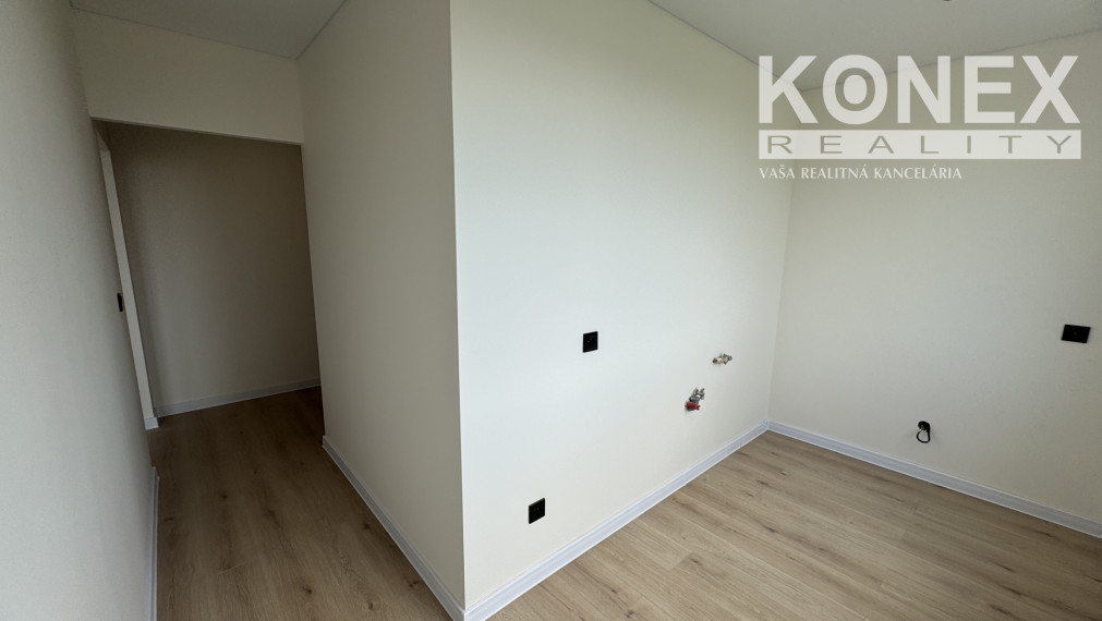 ID-3823 Zrekonštruovaný 2-izbový byt MICHALOVCE - Juh