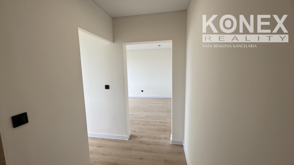ID-3823 Zrekonštruovaný 2-izbový byt MICHALOVCE - Juh