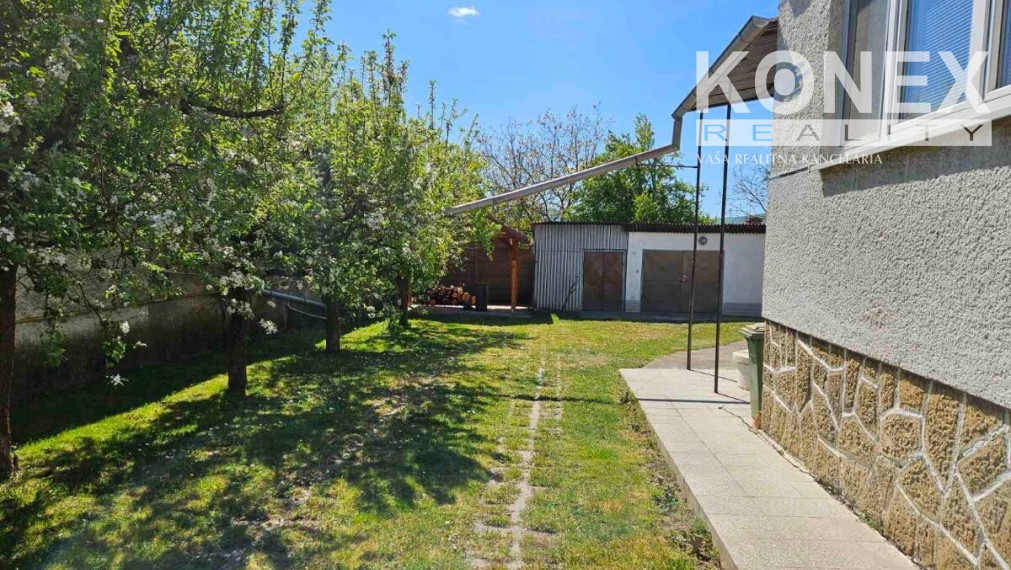 ID-4073 Rodinný dom na priestrannom pozemku v obci Lastovce – NA PREDAJ