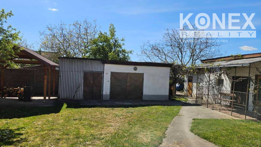 ID-4073 Rodinný dom na priestrannom pozemku v obci Lastovce – NA PREDAJ