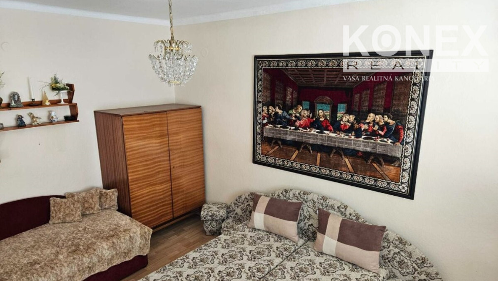 ID-4073 Rodinný dom na priestrannom pozemku v obci Lastovce – NA PREDAJ