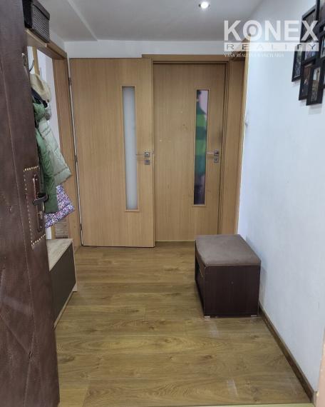 ID-4510 NA PREDAJ - 3-izbový byt HANUŠOVCE NAD TOPĽOU