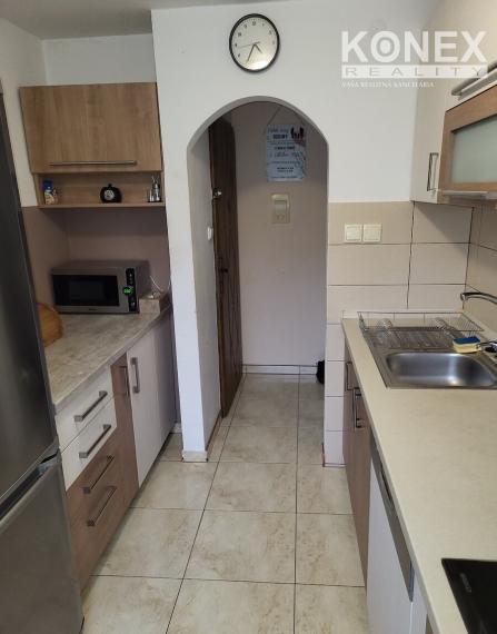 ID-4510 NA PREDAJ - 3-izbový byt HANUŠOVCE NAD TOPĽOU