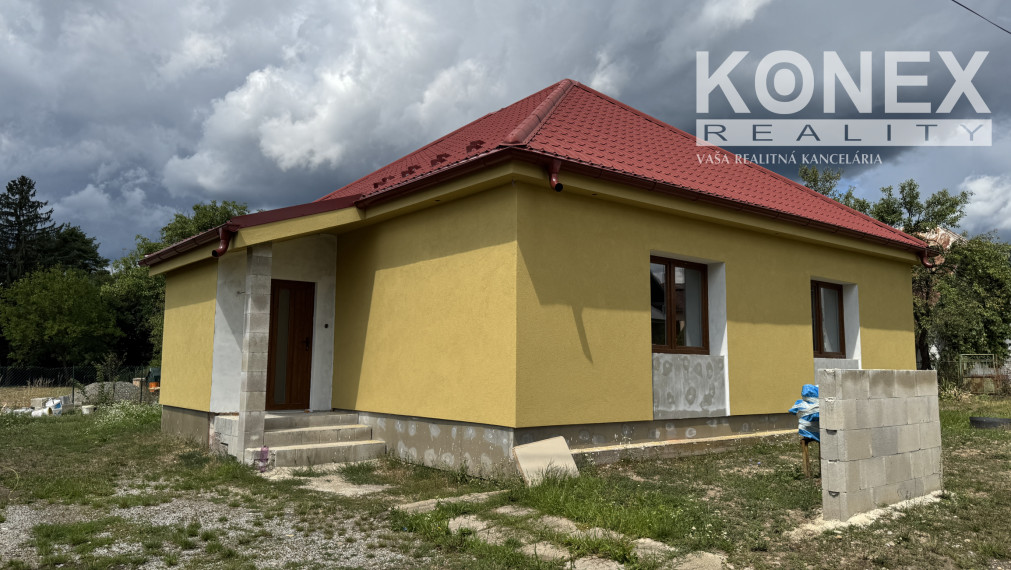ID-4316 NA PREDAJ Moderný novorekonštruovný rodinný dom/ rekreačná chata JOVSA