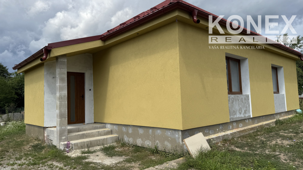 ID-4316 NA PREDAJ Moderný novorekonštruovný rodinný dom/ rekreačná chata JOVSA