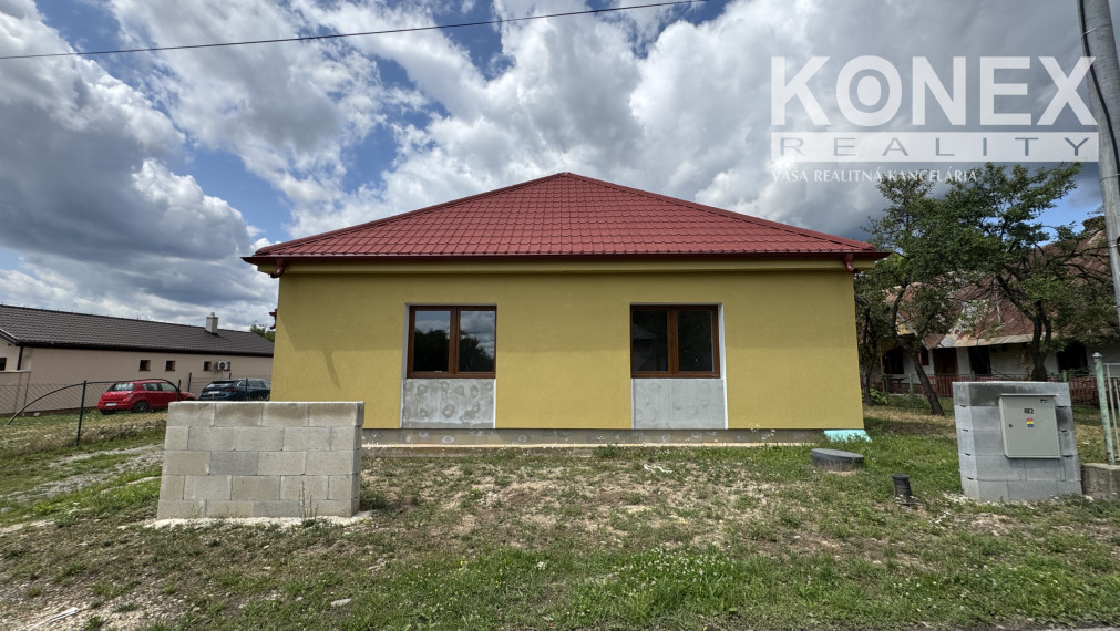 ID-4316 NA PREDAJ Moderný novorekonštruovný rodinný dom/ rekreačná chata JOVSA