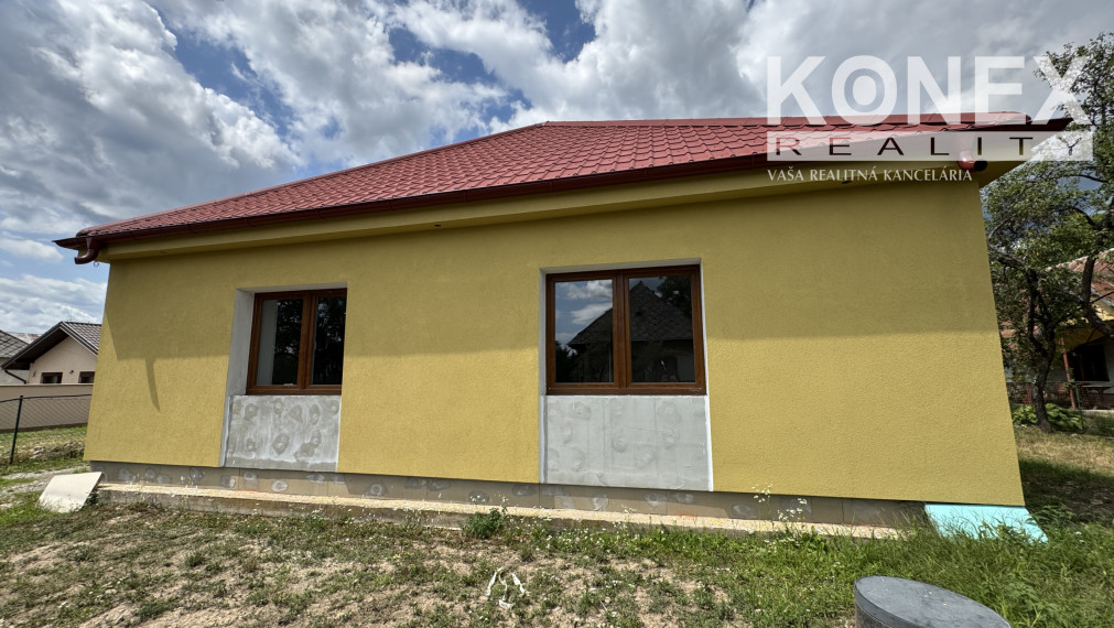 ID-4316 NA PREDAJ Moderný novorekonštruovný rodinný dom/ rekreačná chata JOVSA