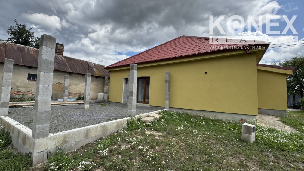 ID-4316 NA PREDAJ Moderný novorekonštruovný rodinný dom/ rekreačná chata JOVSA