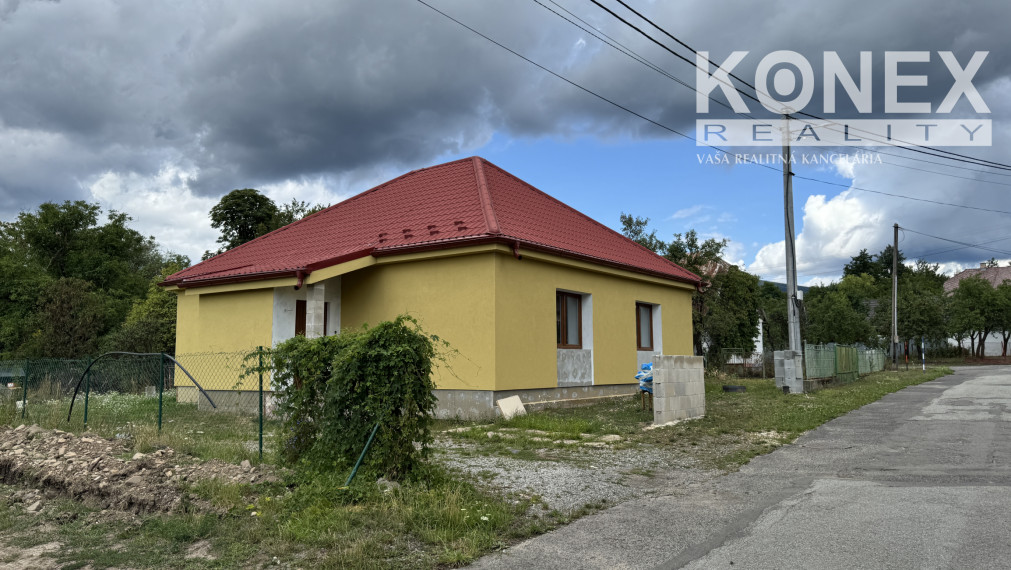 ID-4316 NA PREDAJ Moderný novorekonštruovný rodinný dom/ rekreačná chata JOVSA