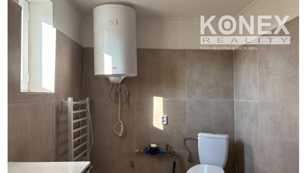 ID-4526 NA PREDAJ - Rodinný dom vo Veľkých Kapušanoch