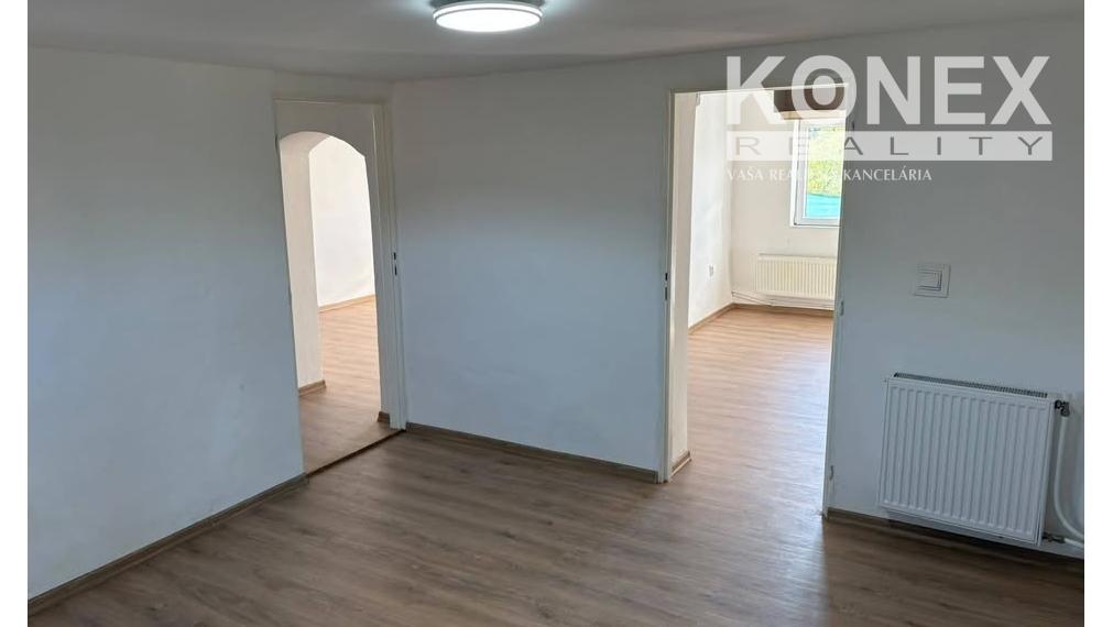 ID-4526 NA PREDAJ - Rodinný dom vo Veľkých Kapušanoch