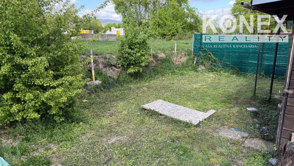 ID-4533 NA PREDAJ Rekreačná chatka na Šírave  - Paľkov