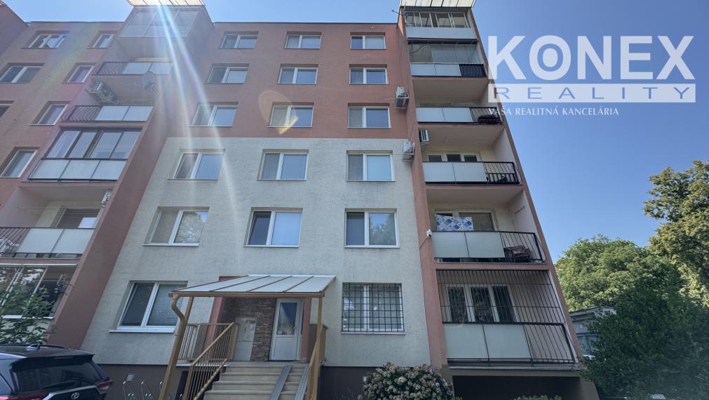 ID-4540 PRENÁJOM – 1,5-izbový byt MICHALOVCE Komenského ul.