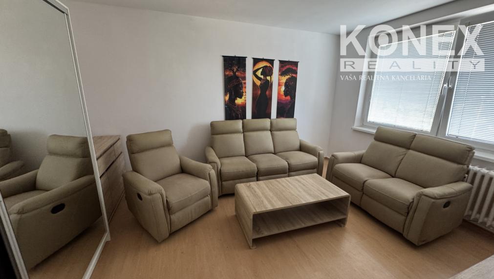 ID-4540 PRENÁJOM – 1,5-izbový byt MICHALOVCE Komenského ul.