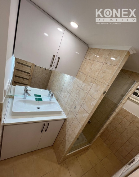 ID-4550 Krásny zrekonštruovaný 2-izbový byt v centre BARDEJOV