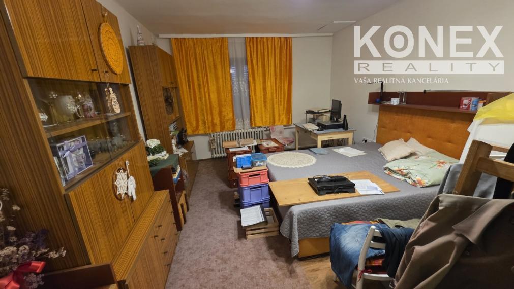 ID-4565 NA PREDAJ Poschodový rodinný dom - mesto TREBIŠOV