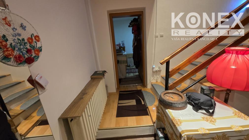 ID-4565 NA PREDAJ Poschodový rodinný dom - mesto TREBIŠOV