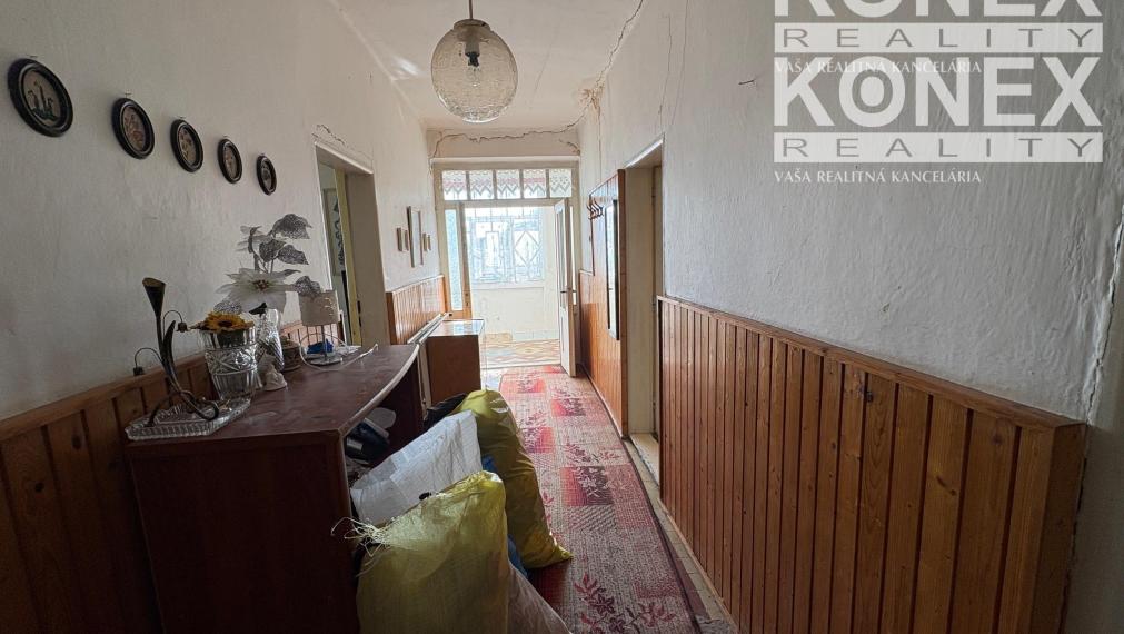 ID-4576 SKVELÁ NOVINKA – Rodinný dom – LEKÁROVCE