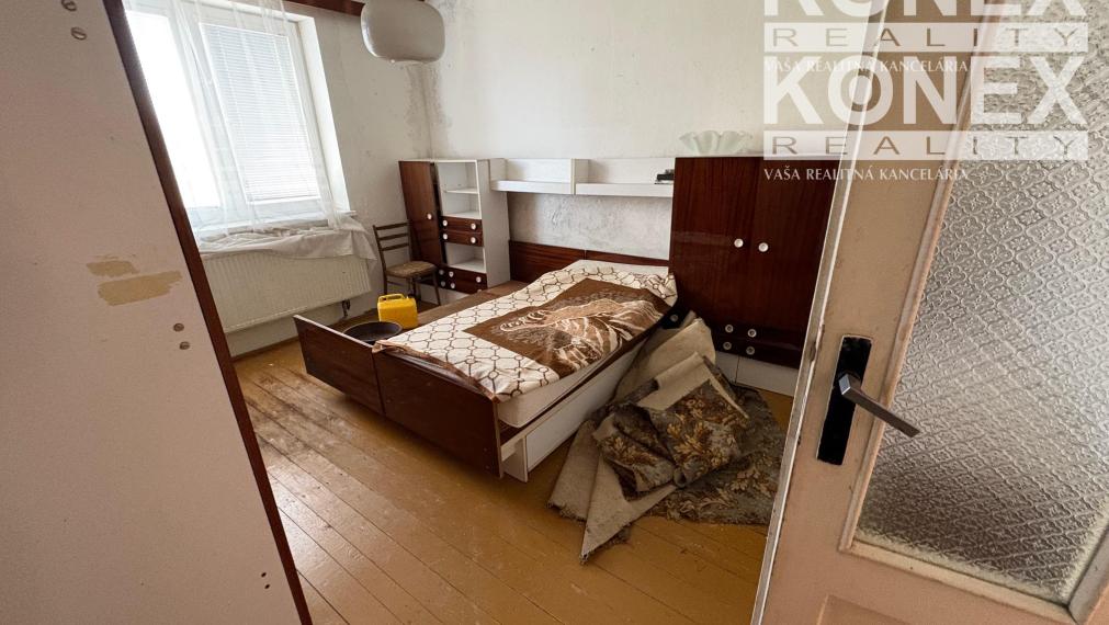 ID-4576 SKVELÁ NOVINKA – Rodinný dom – LEKÁROVCE