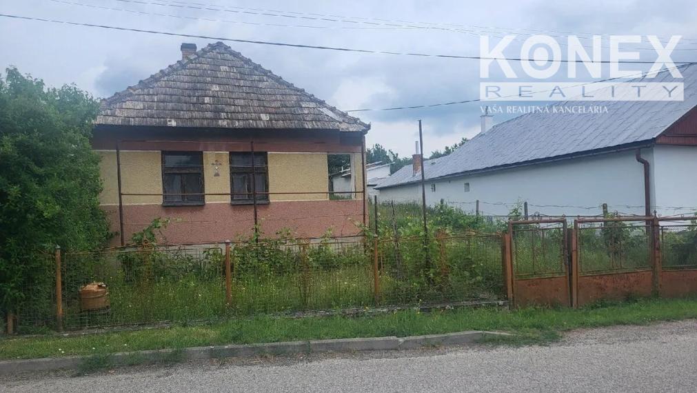 ID-4590 NA PREDAJ Rodinný dom / Chalupa – VEĽATY