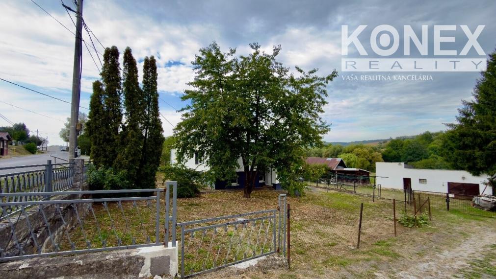 ID-4618 NA PREDAJ – Rodinný dom v blízkosti Humenného - Víťazovce