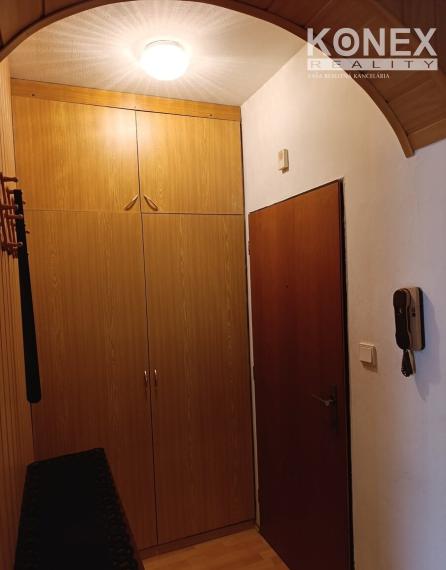 ID-4620 NA PREDAJ Veľkometrážny 1,5-izbový byt Vranov nad Topľou