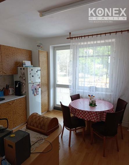 ID-4620 NA PREDAJ Veľkometrážny 1,5-izbový byt Vranov nad Topľou
