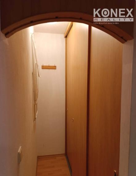 ID-4620 NA PREDAJ Veľkometrážny 1,5-izbový byt Vranov nad Topľou