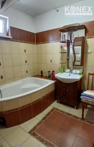 ID-4626 7-izbový rodinný dom s dvoma garážami SLOVENSKÉ NOVÉ MESTO