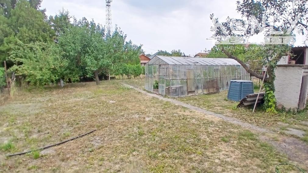 ID-4626 7-izbový rodinný dom s dvoma garážami SLOVENSKÉ NOVÉ MESTO