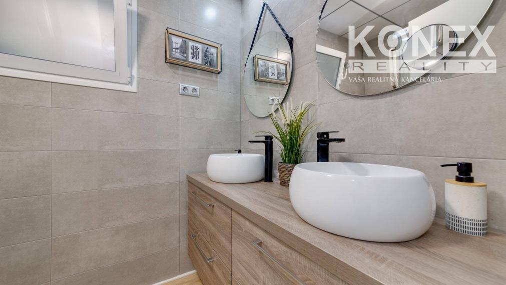 ID-4630 SKVELÁ INVESTÍCIA – Luxusný 5-izbový apartmán ŠPANIELSKO, Torrevieja