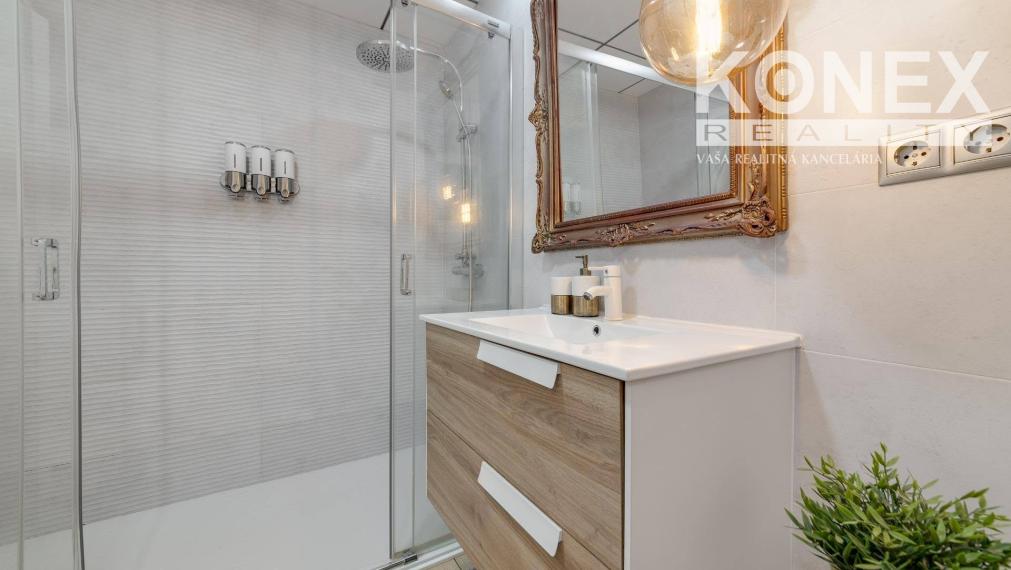 ID-4630 SKVELÁ INVESTÍCIA – Luxusný 5-izbový apartmán ŠPANIELSKO, Torrevieja