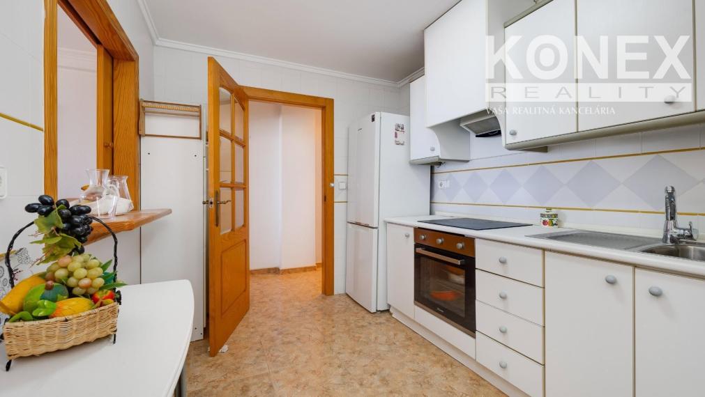ID-4634 4-izbový apartmán priamo na pláži – Španielsko, Torrevieja