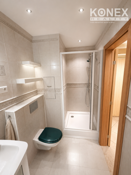 ID-4635 EXKLUZÍVNE NA PREDAJ 2,5-izbový byt BARDEJOV