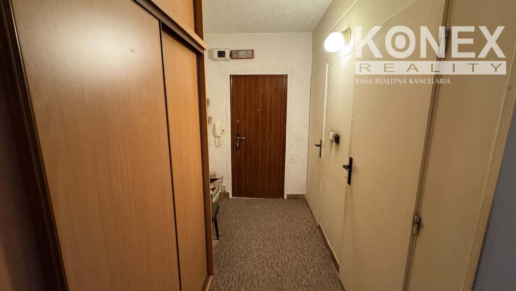 ID-4639 NA PREDAJ 2-izbový byt s balkónom MICHALOVCE HOLLÉHO