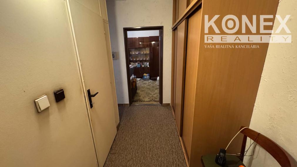 ID-4639 NA PREDAJ 2-izbový byt s balkónom MICHALOVCE HOLLÉHO