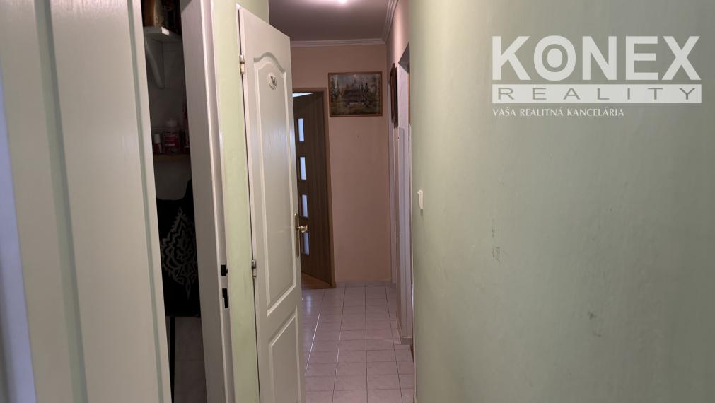 ID-4640 NA PREDAJ 3-izbový byt VEĽKÉ KAPUŠANY